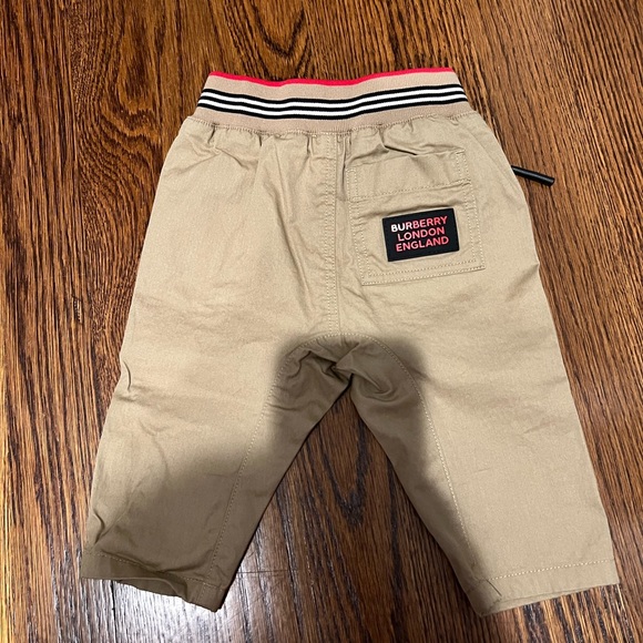 Burberry Pants - Picture 3 of 3